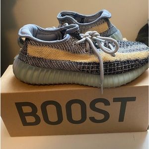 Yeezy x adidas Boost 350 V2 Ash Blue Athletic Sneakers